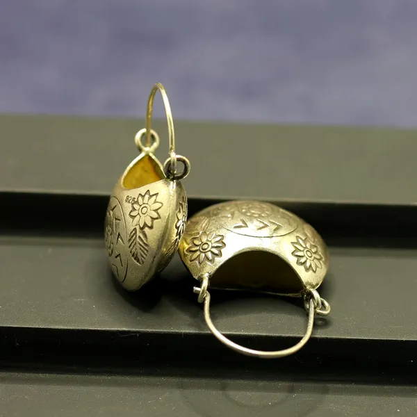 EAR_RINGS_>_EAR_RINGS