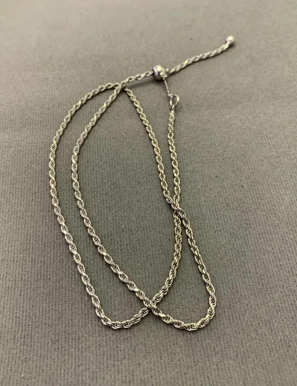 CHAINS