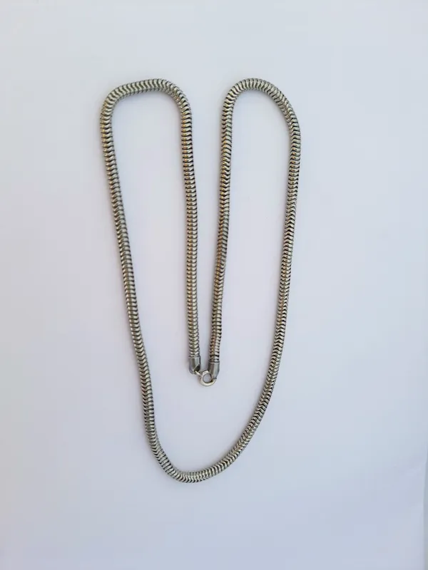 CHAINS
