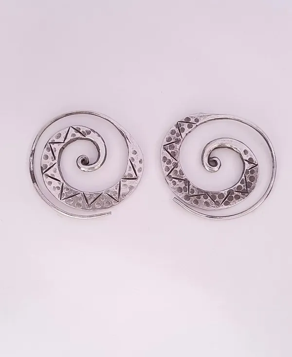 EAR_RINGS_>_EAR_RINGS