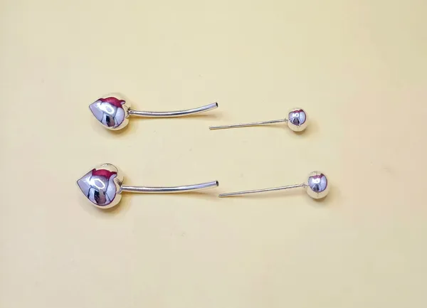 EAR_RINGS_>_EAR_RINGS