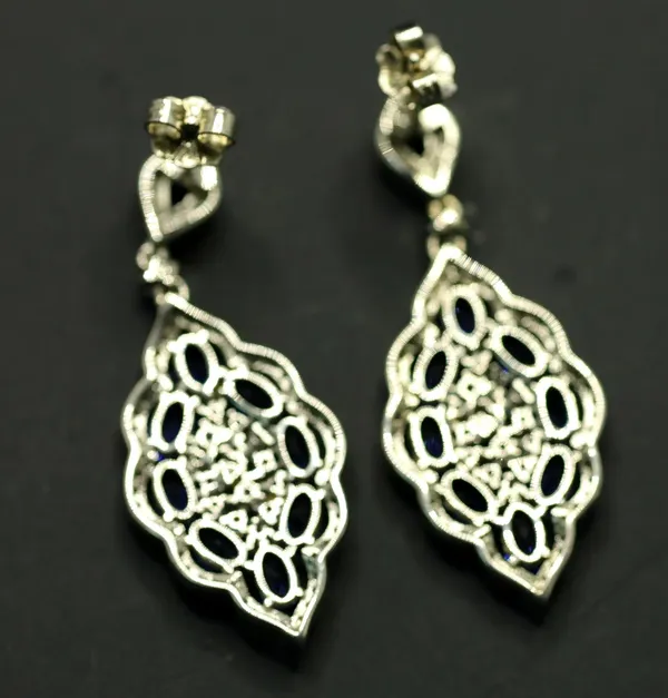 EAR_RINGS_>_EAR_RINGS