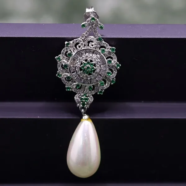 EAR_RINGS_>_EAR_RINGS