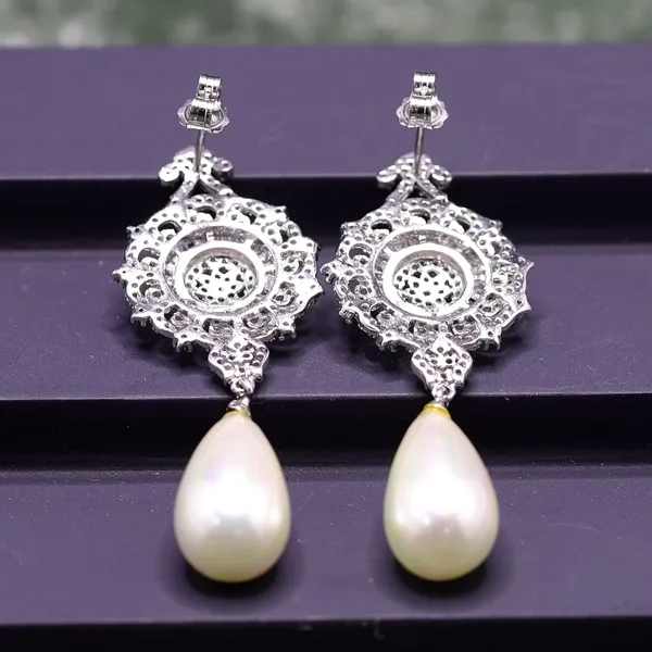 EAR_RINGS_>_EAR_RINGS