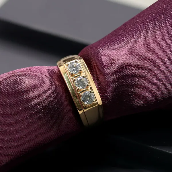 RINGS_>_GENTS_RINGS