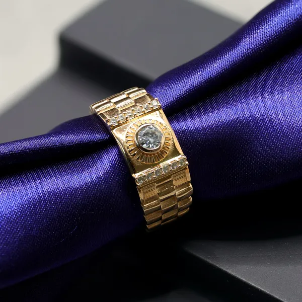 RINGS_>_GENTS_RINGS