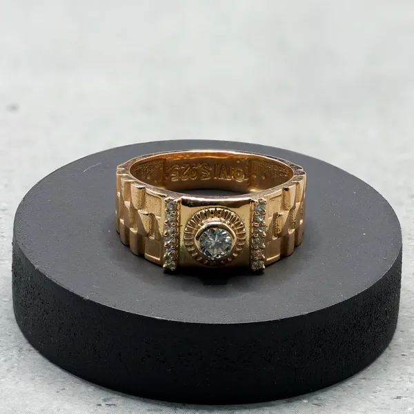 RINGS_>_GENTS_RINGS