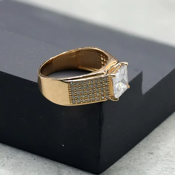RINGS_>_GENTS_RINGS
