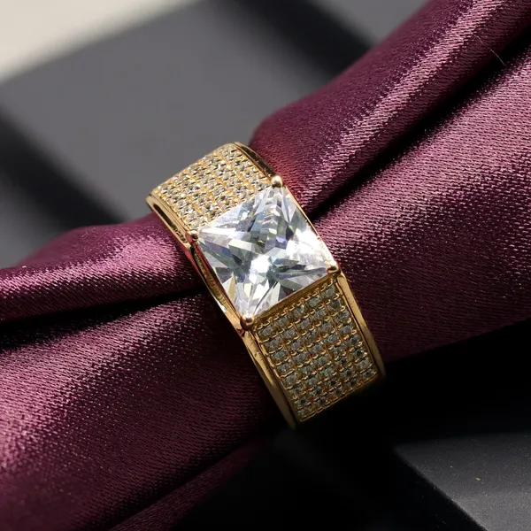 RINGS_>_GENTS_RINGS