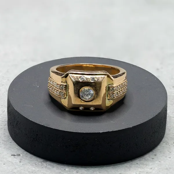 RINGS_>_GENTS_RINGS