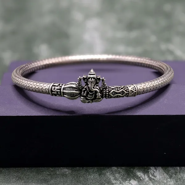 BRACELETS_&_KADAS_>_GENTS_KADAS