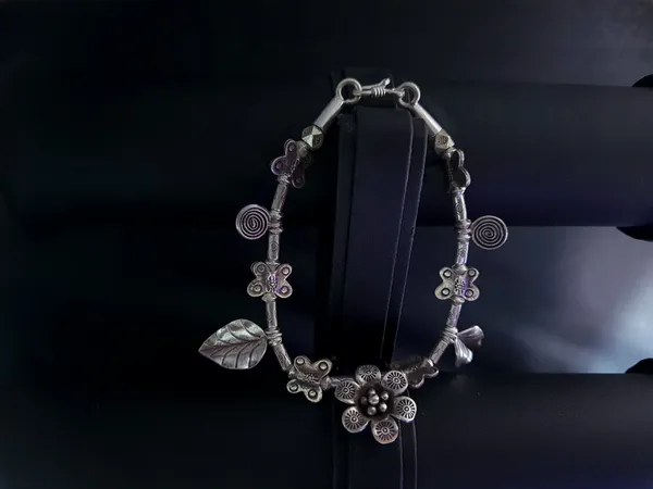 BRACELETS_&_KADAS_>_LADIES_BRACELETS