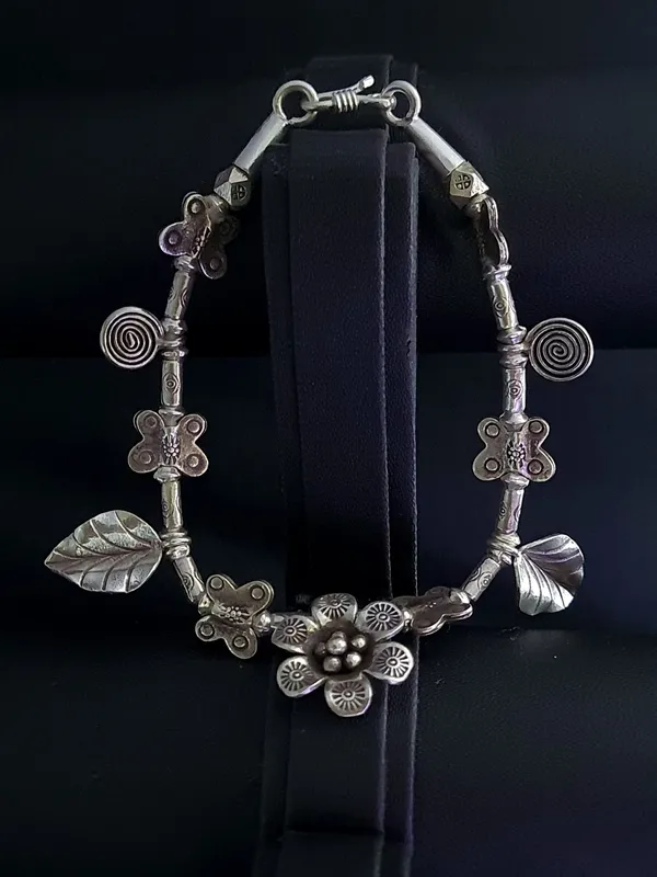 BRACELETS_&_KADAS_>_LADIES_BRACELETS