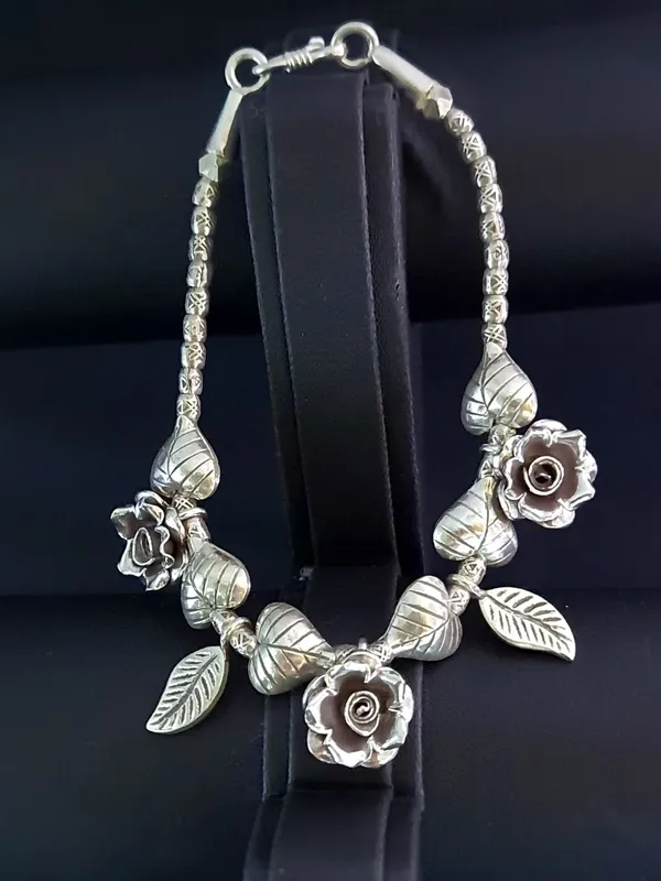 BRACELETS_&_KADAS_>_LADIES_BRACELETS
