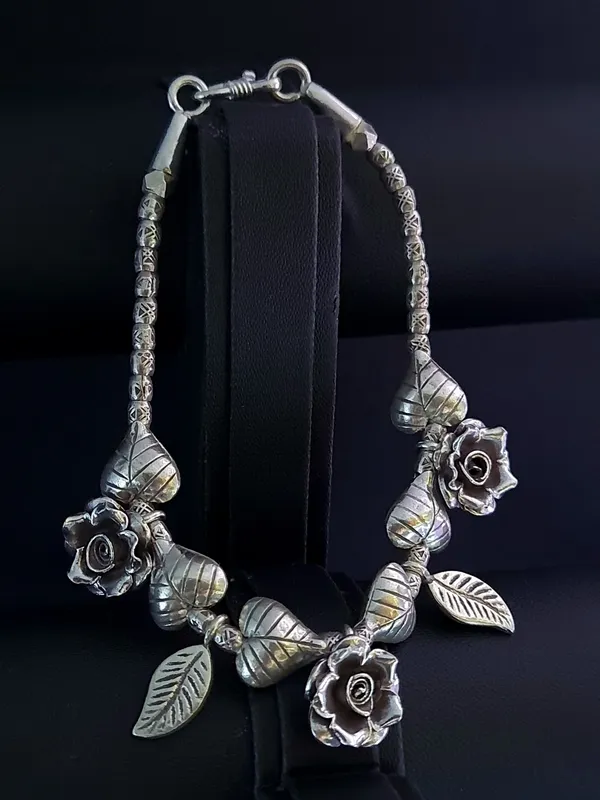 BRACELETS_&_KADAS_>_LADIES_BRACELETS
