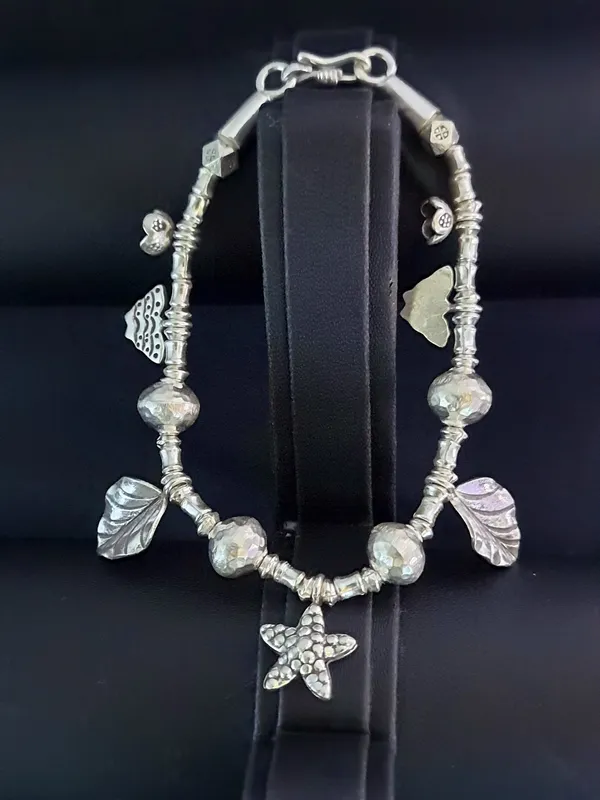 BRACELETS_&_KADAS_>_LADIES_BRACELETS