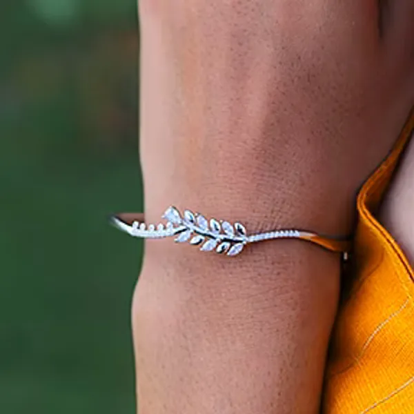 BRACELETS_&_KADAS_>_LADIES_KADAS