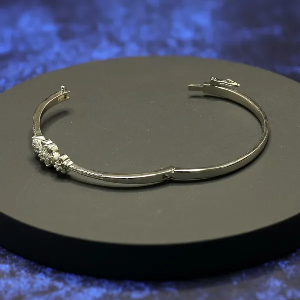 BRACELETS_&_KADAS_>_LADIES_KADAS