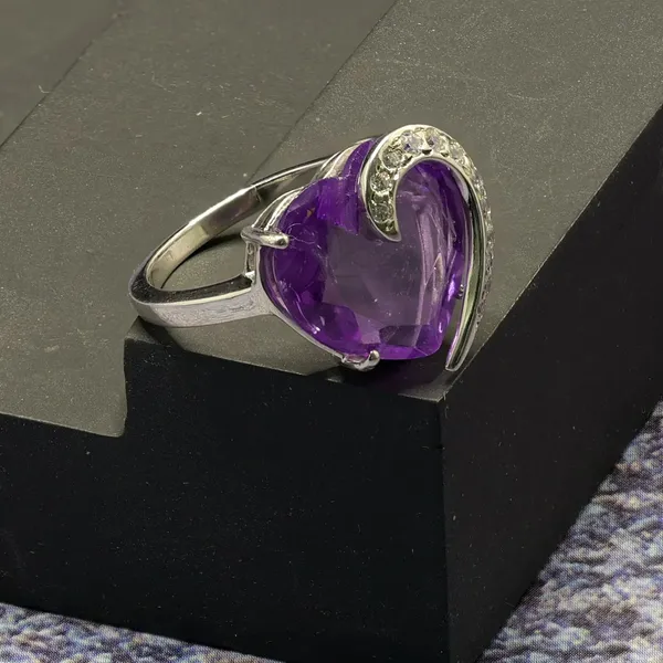 RINGS_>_LADIES_RINGS