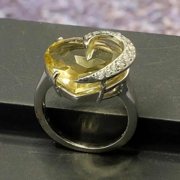 RINGS_>_LADIES_RINGS