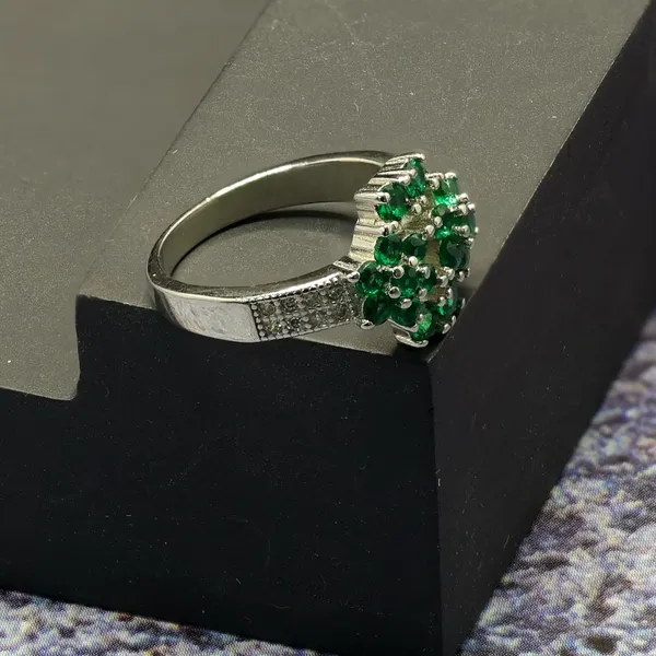 RINGS_>_LADIES_RINGS