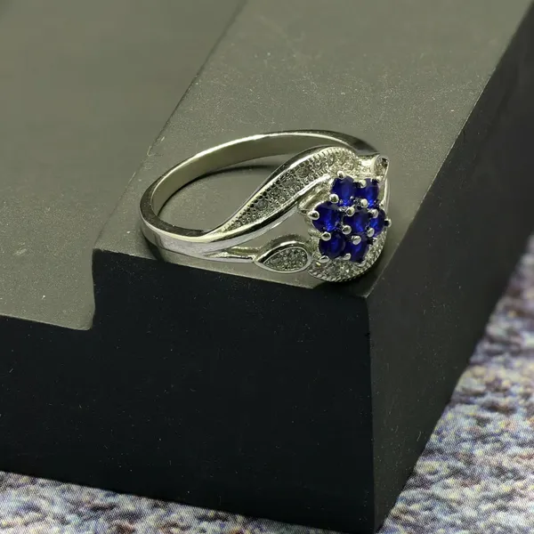 RINGS_>_LADIES_RINGS