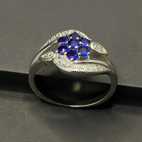 RINGS_>_LADIES_RINGS