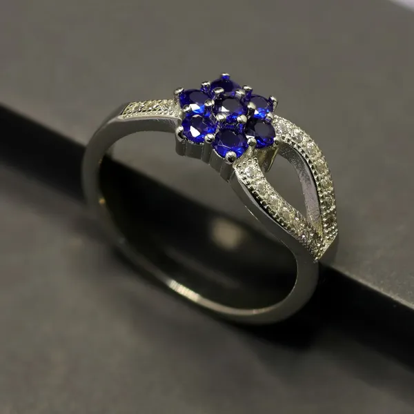 RINGS_>_LADIES_RINGS
