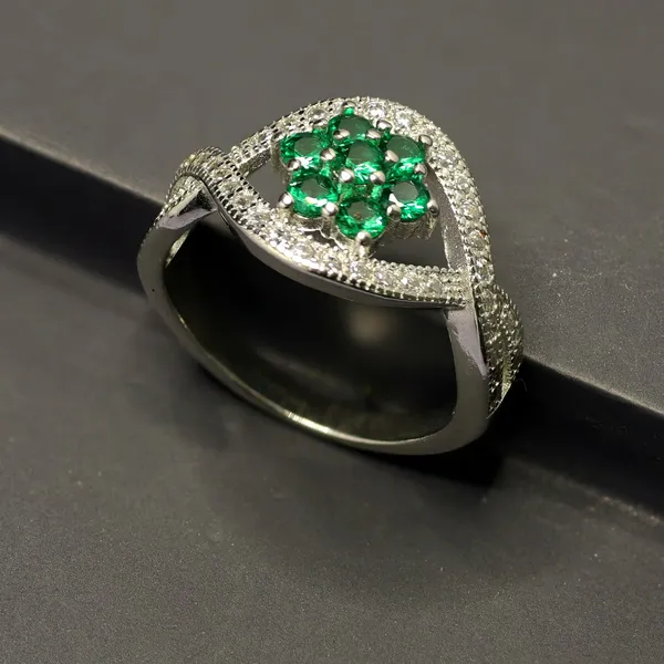 RINGS_>_LADIES_RINGS