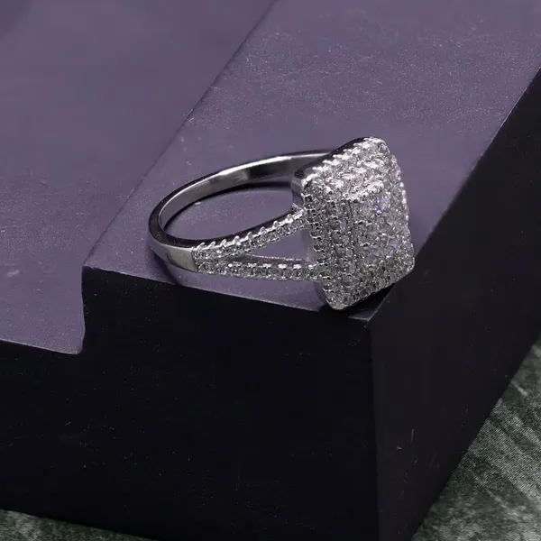 RINGS_>_LADIES_RINGS