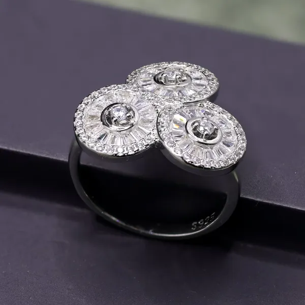 RINGS_>_LADIES_RINGS