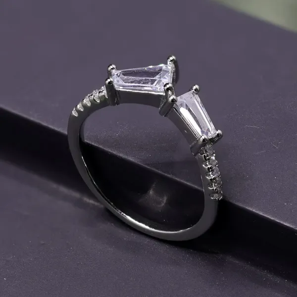 RINGS_>_LADIES_RINGS