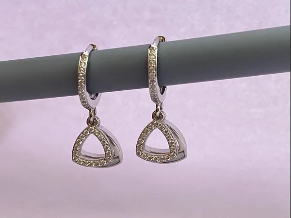 Trinity_Gleam_silver_Earrings_For_Women
