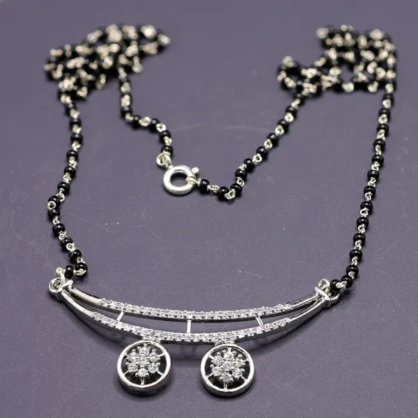 MANGALSUTRA_>_MANGALSUTRA_PENDENT