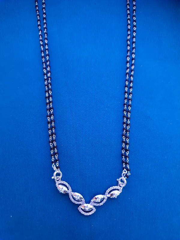 MANGALSUTRA_>_MANGALSUTRA_PENDENT