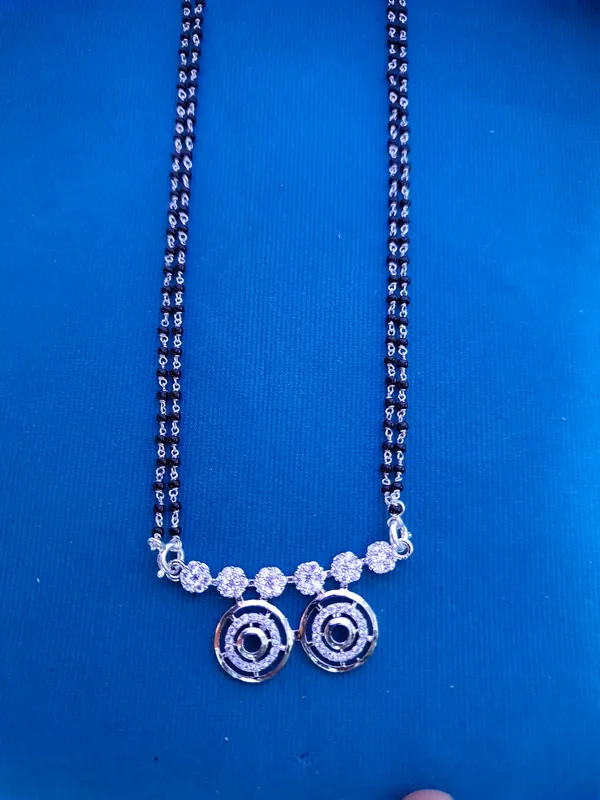 MANGALSUTRA_>_MANGALSUTRA_PENDENT