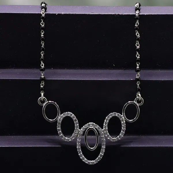 MANGALSUTRA_>_MANGALSUTRA_PENDENT