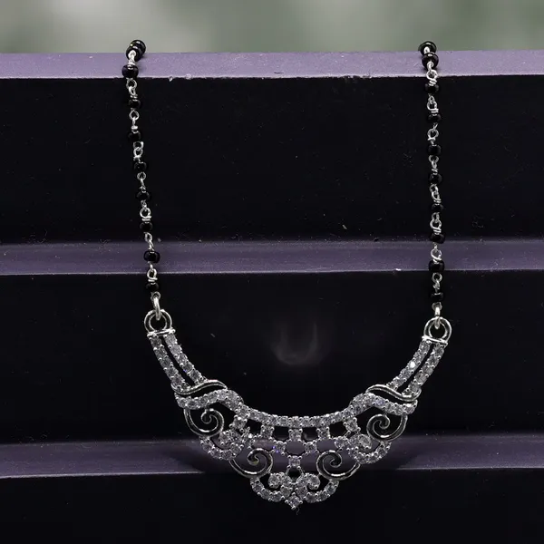MANGALSUTRA_>_MANGALSUTRA_PENDENT