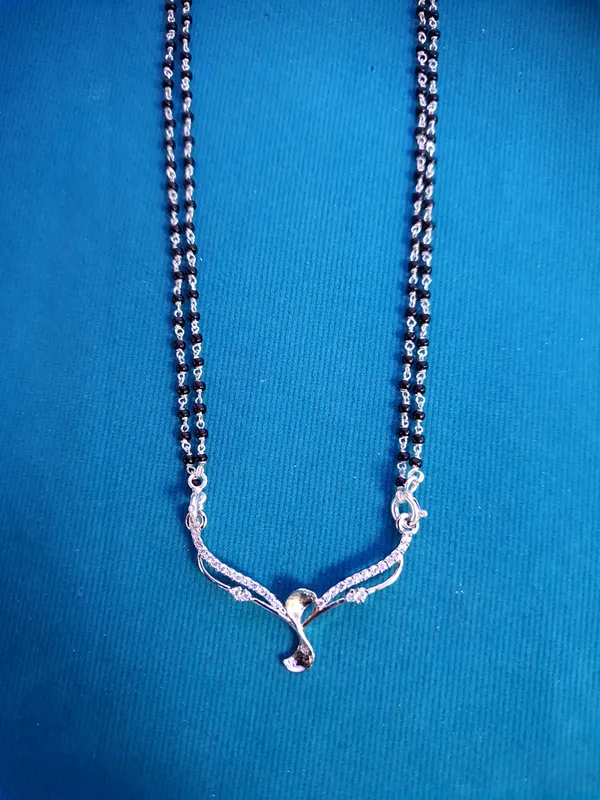 MANGALSUTRA_>_MANGALSUTRA_PENDENT