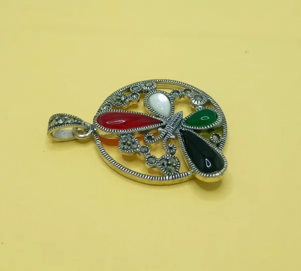 PENDANTS_&__SETS_>_SETS
