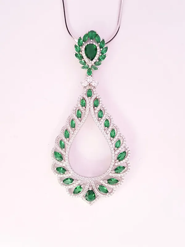 PENDANTS_&__SETS_>_PENDANTS