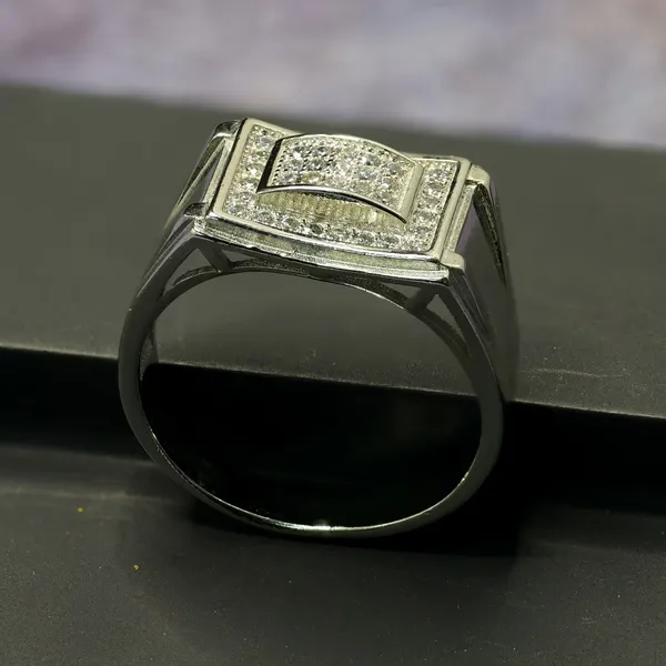 RINGS_>_GENTS_RINGS