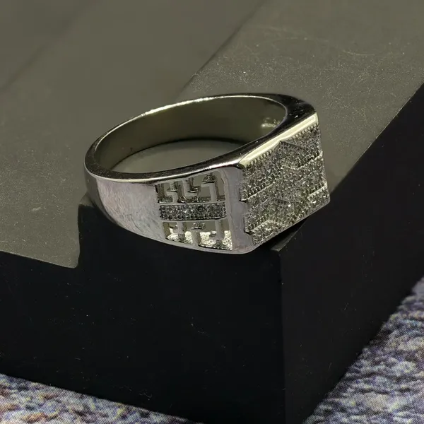RINGS_>_GENTS_RINGS