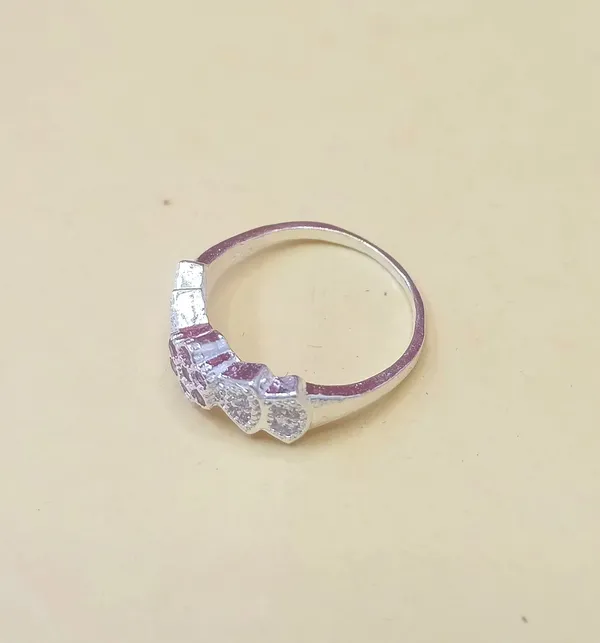 RINGS_>_LADIES_RINGS