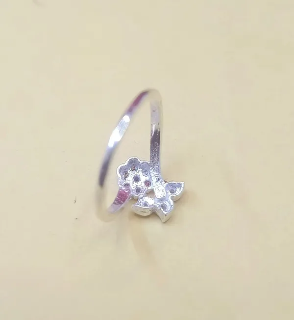 RINGS_>_LADIES_RINGS