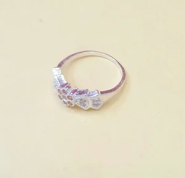 RINGS_>_LADIES_RINGS