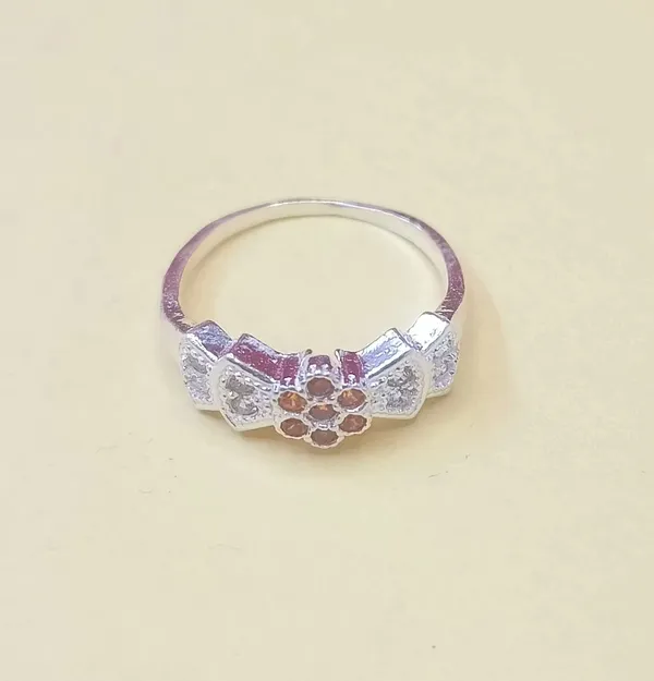 RINGS_>_LADIES_RINGS