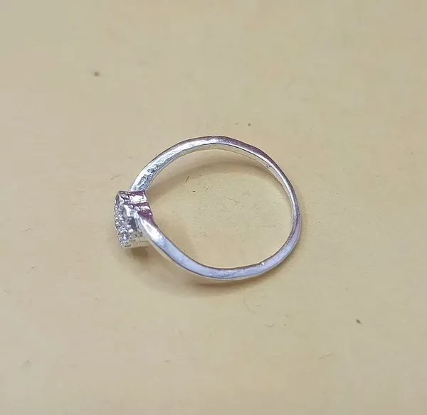 RINGS_>_LADIES_RINGS
