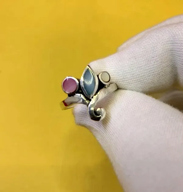 RINGS_>_LADIES_RINGS