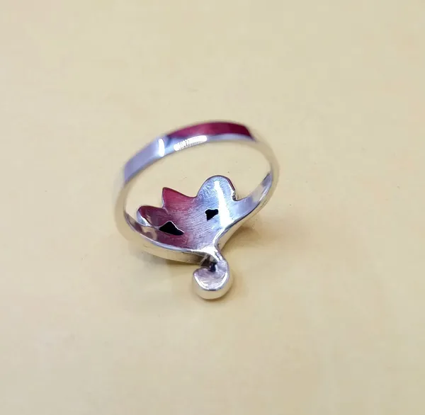 RINGS_>_LADIES_RINGS